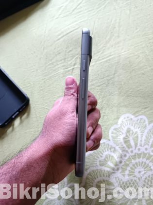 Google pixel 8